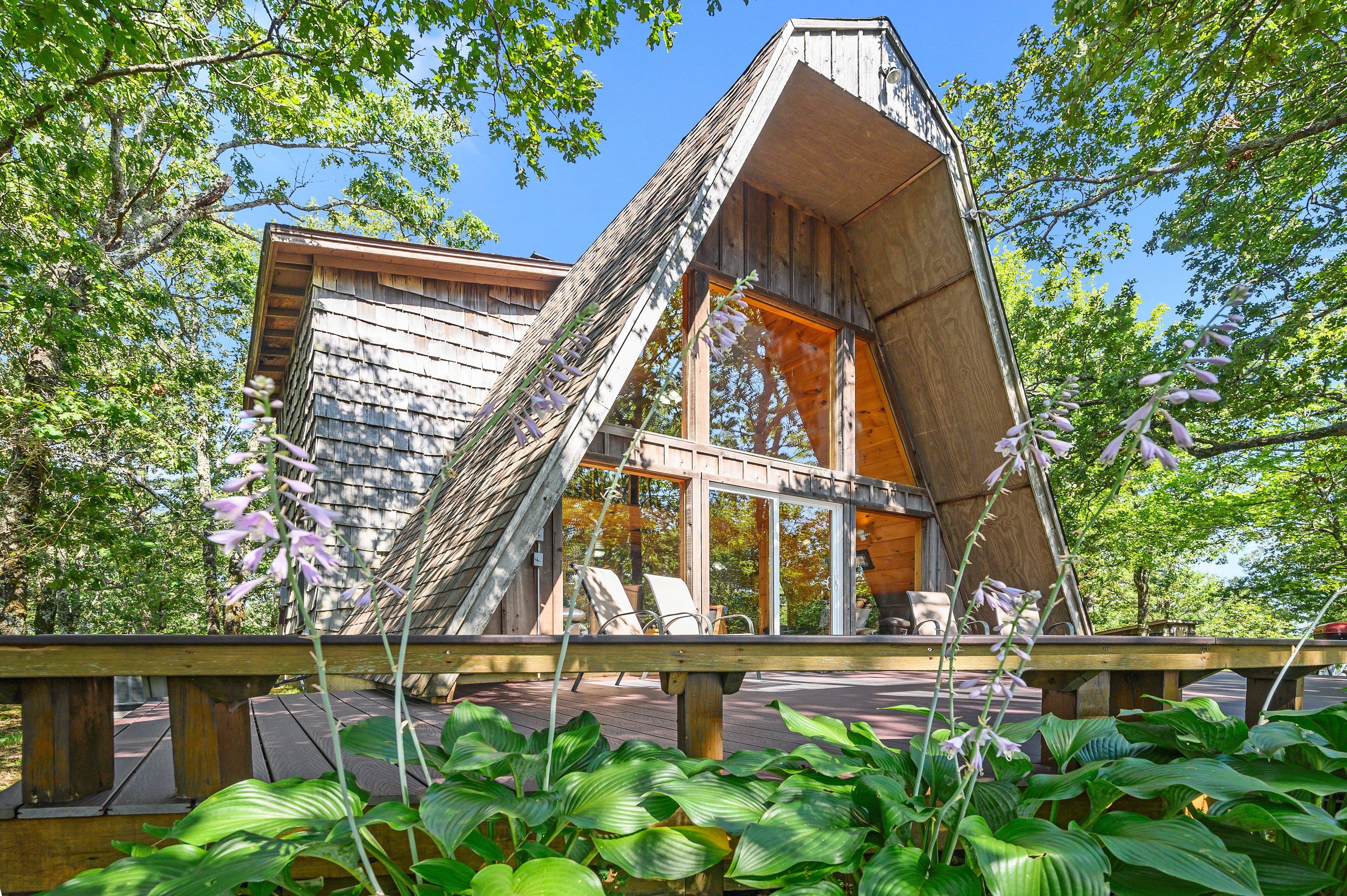 Peckerwood Knob Cabins