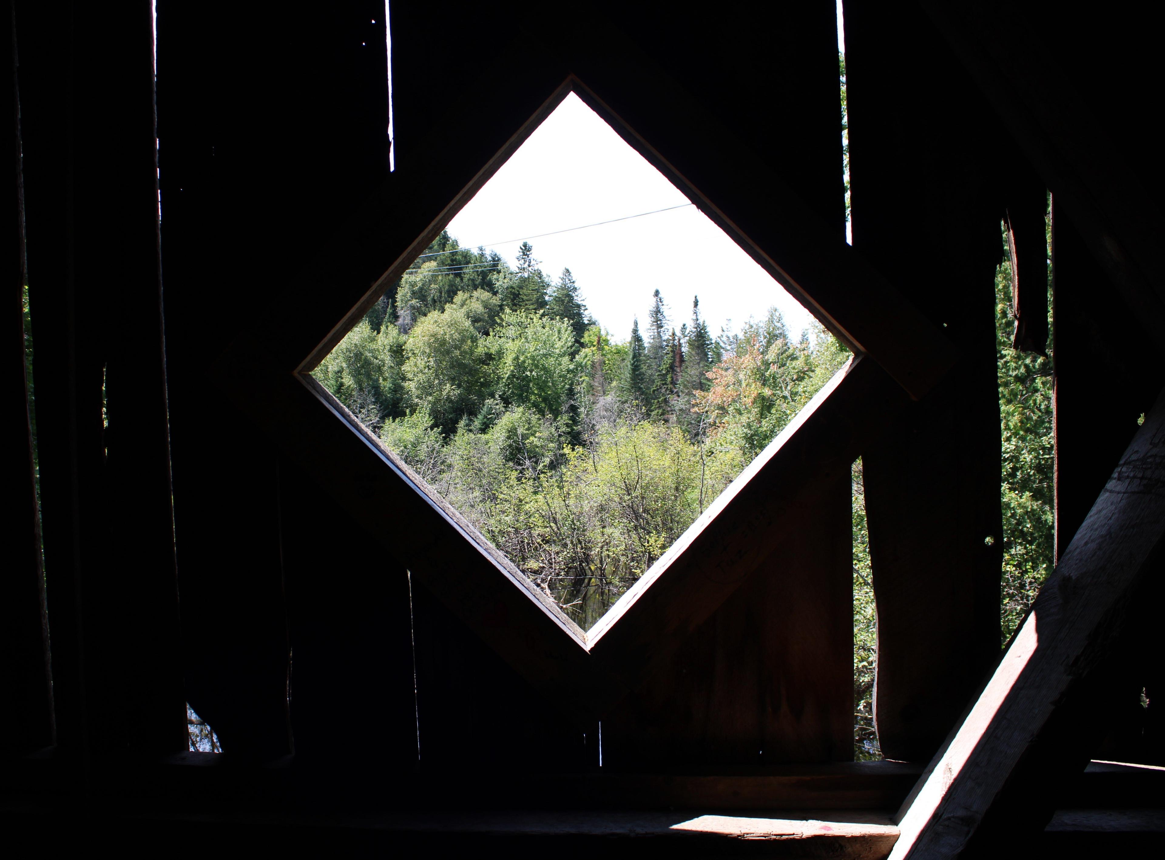 Nelson Hollow Covered Bridge