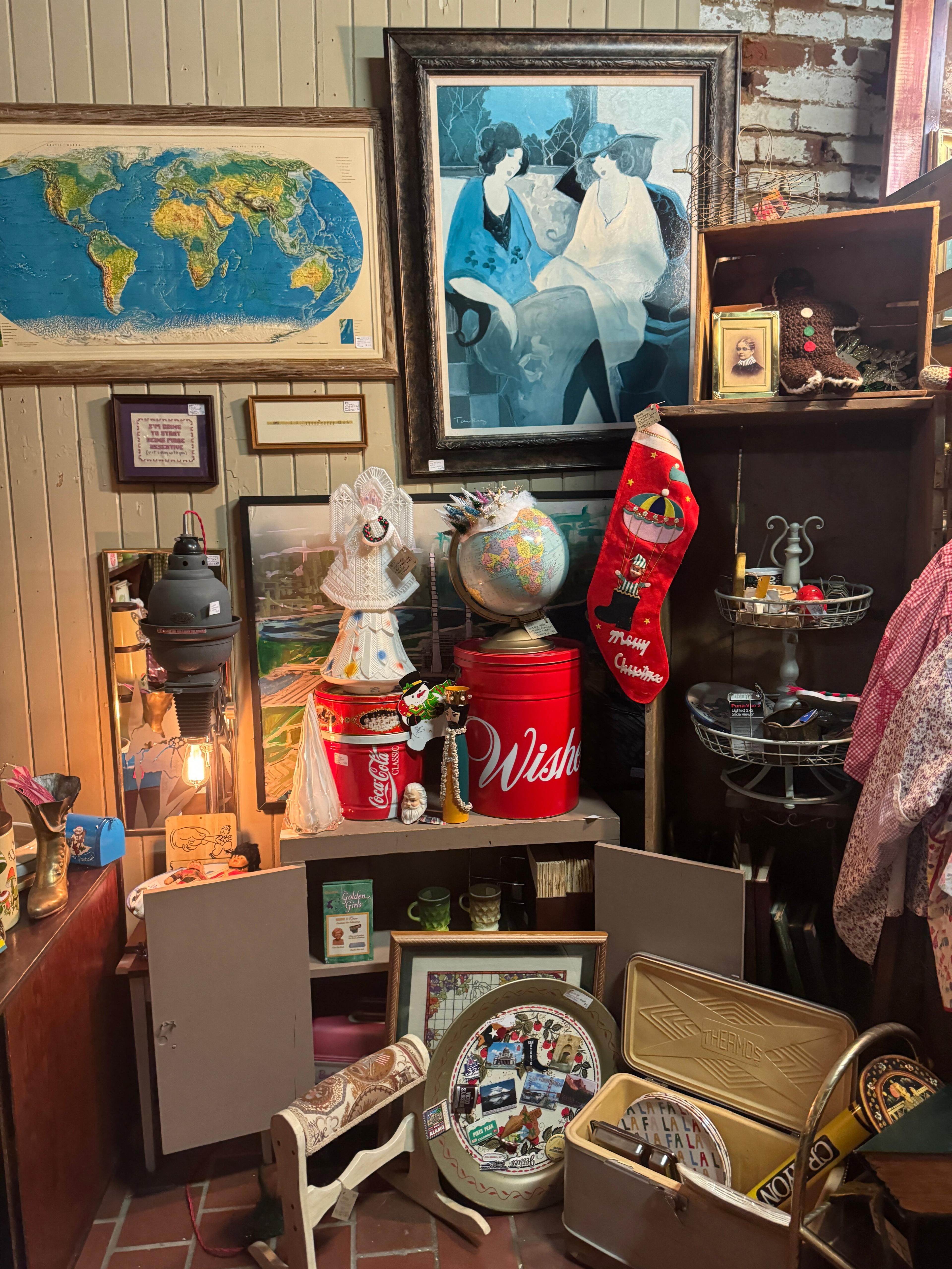 Bucket List Antiques & Collectibles