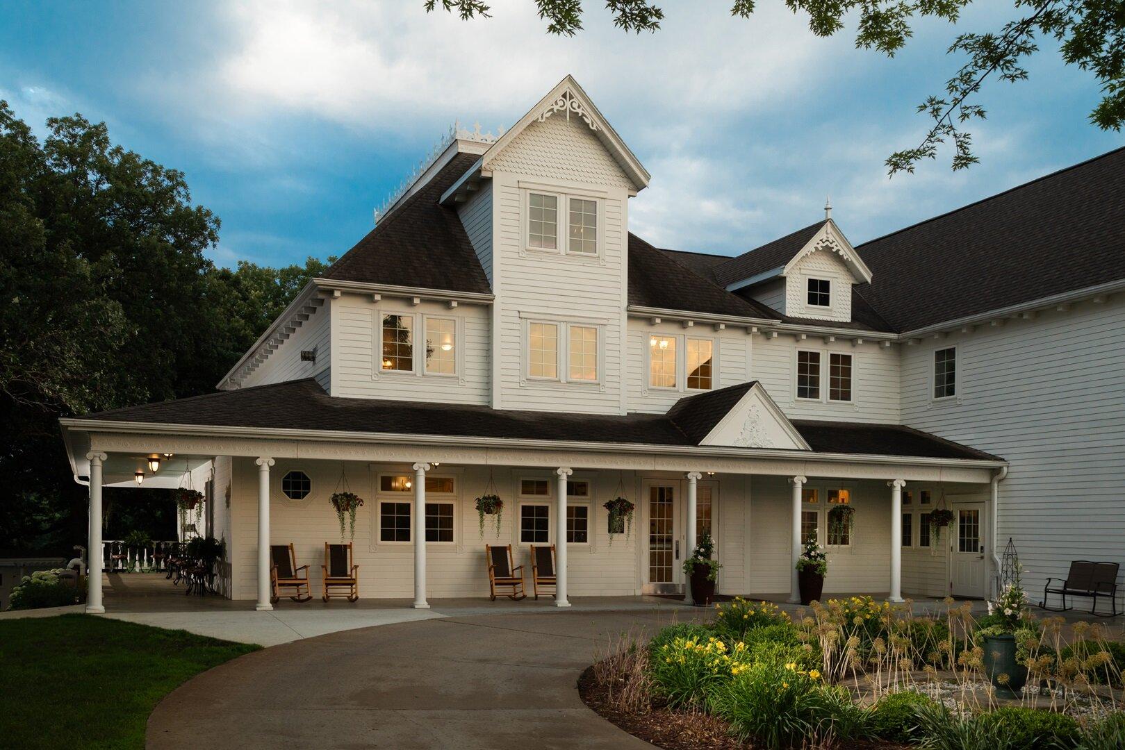 The Oakwood Inn