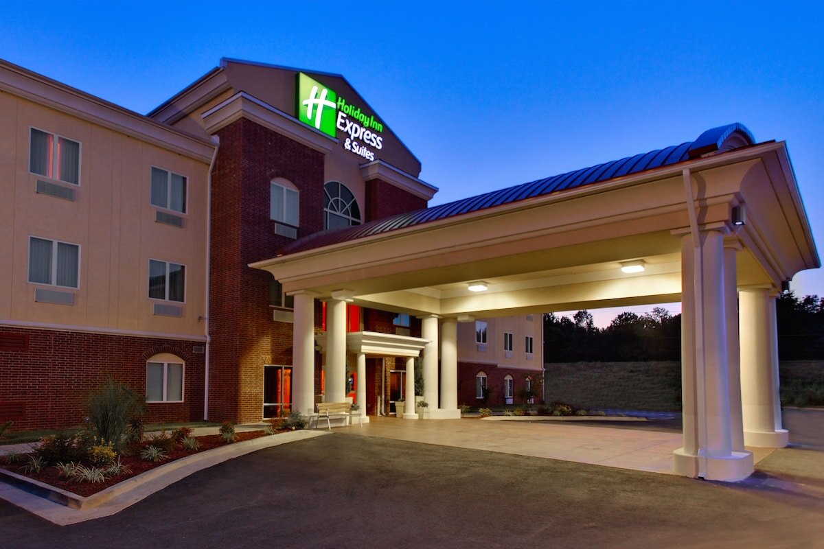 Holiday Inn Express & Suites Malvern, an IHG Hotel