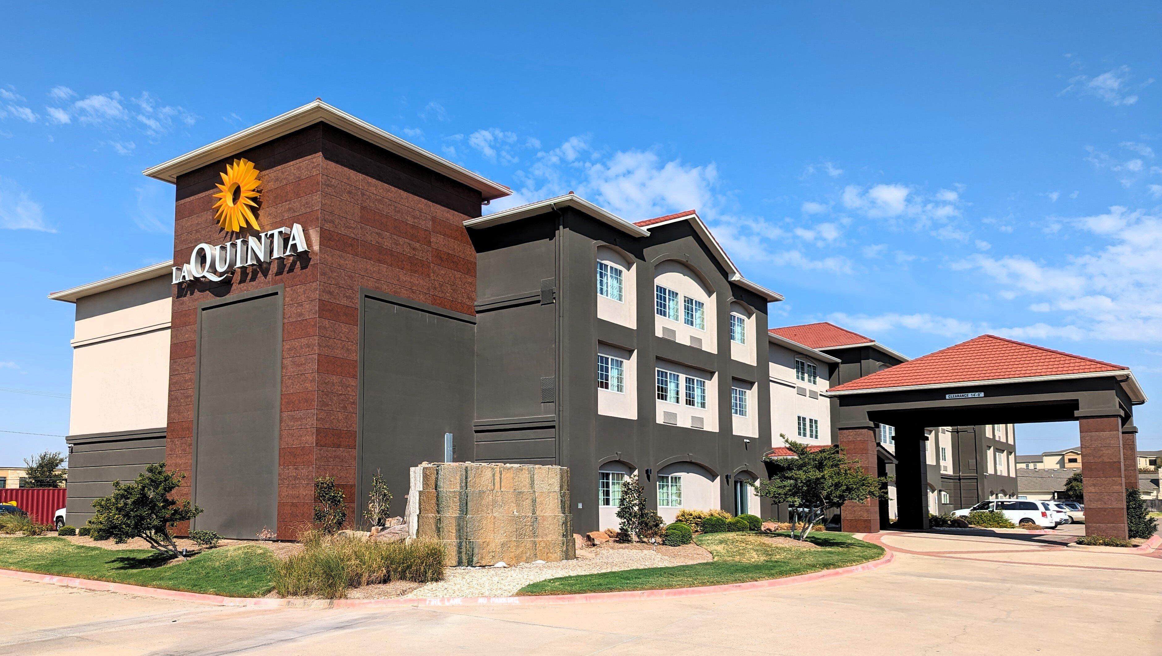 La Quinta Inn & Suites By Wyndham