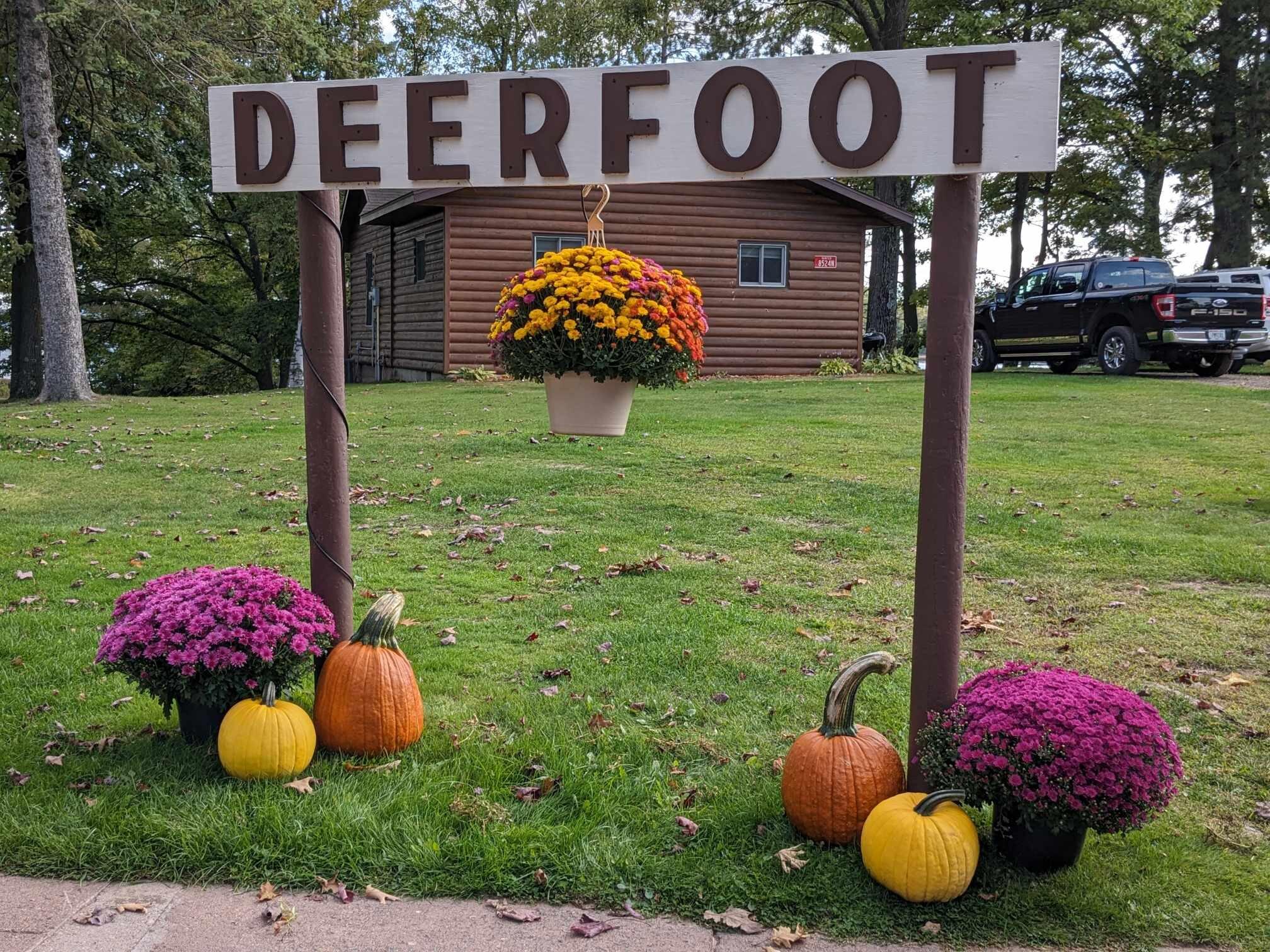 Deerfoot Bar & Grill