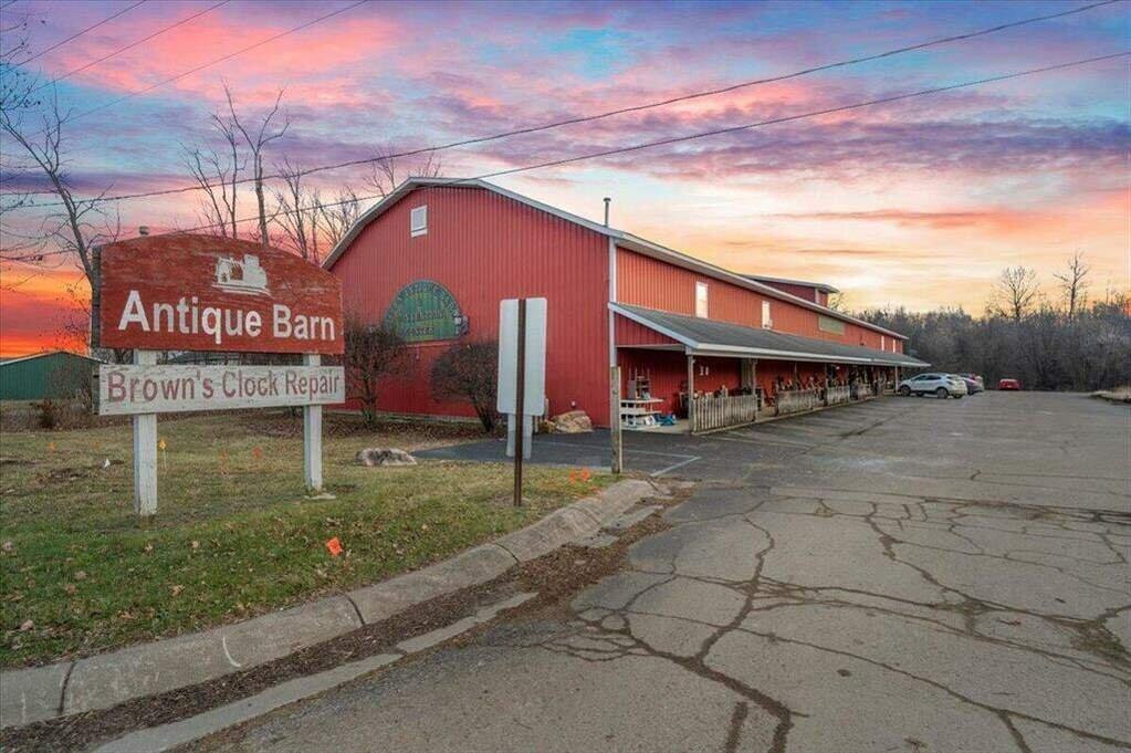 Allen Antique Barn