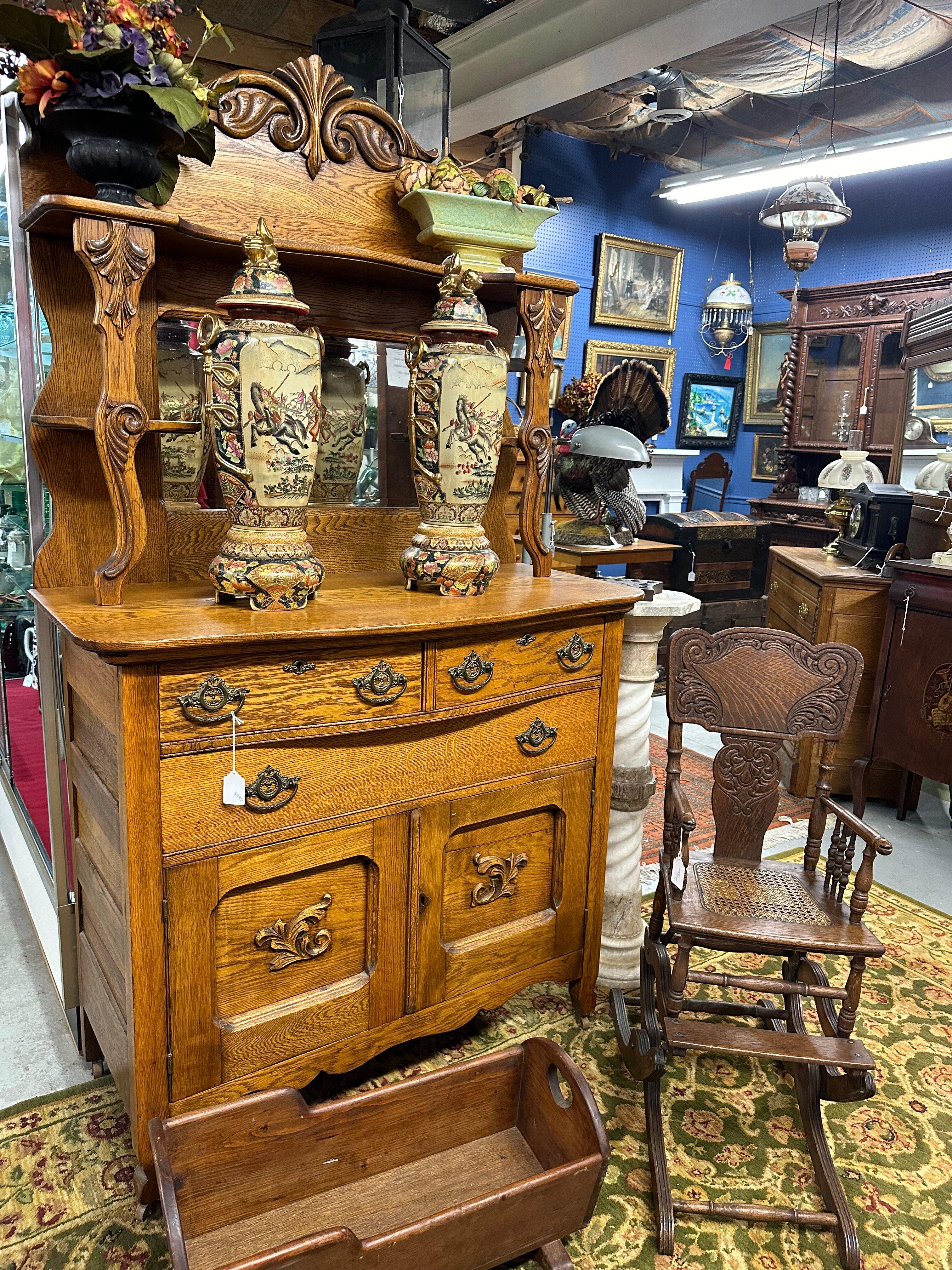 New Oxford Antique Center