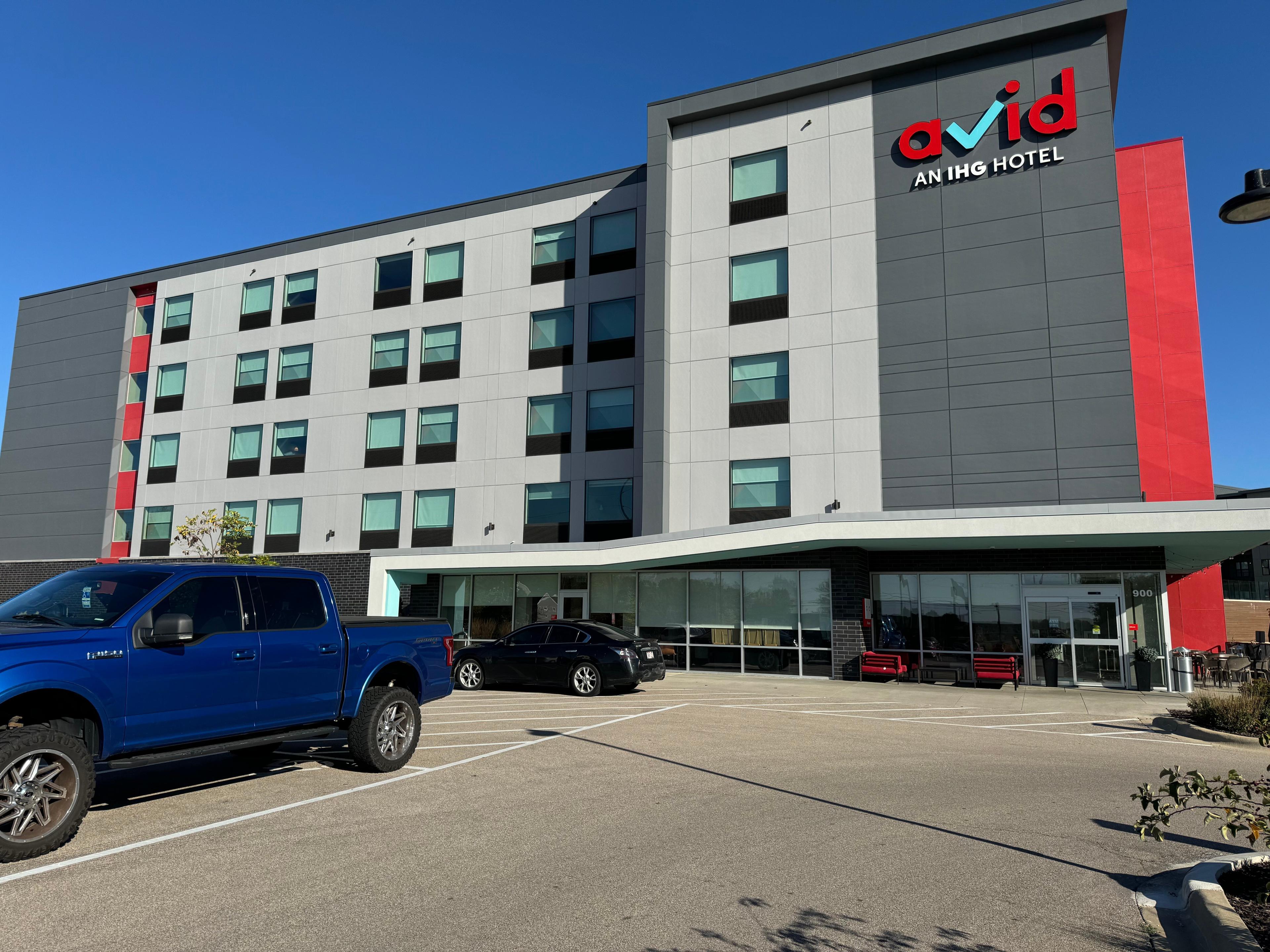 avid hotel Madison - Monona, an IHG Hotel