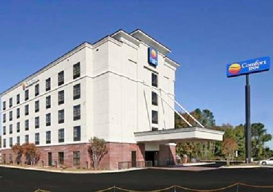 Comfort Inn & Suites Lumberton Central I-95