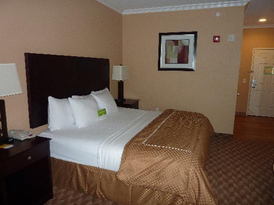 La Quinta Inn & Suites by Wyndham Houston - Magnolia