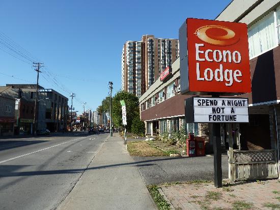 Econo Lodge Downtown