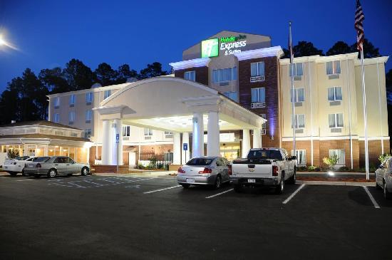 Holiday Inn Express & Suites Bainbridge, an IHG Hotel