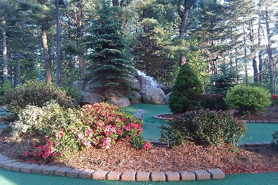 Grandview Mini Golf