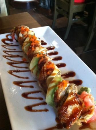 Manu's Sushi Lounge