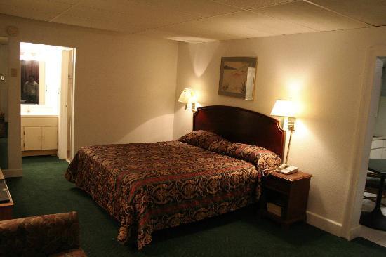 Budget Inn - Charlotte