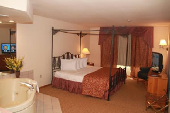 GrandStay Hotel & Suites Waunakee-Madison