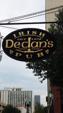 Declan's Irish Pub