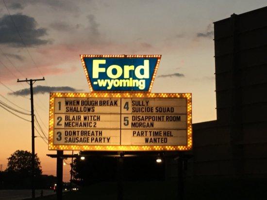 Ford-Wyoming Drive-in