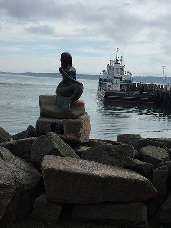 The Mermaid -  a bronze statue by Richard Klyver