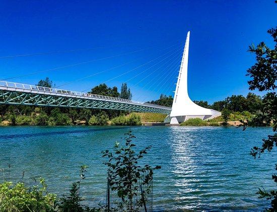 Sundial Bridge