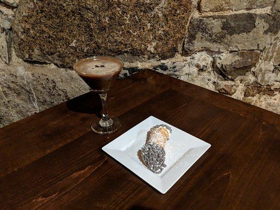 Cocktails & Cannoli