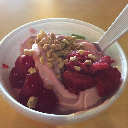 Yoya Frozen Yogurt