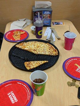 Chuck E Cheese's