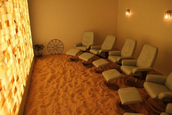 SaltBox Dry Salt Therapy