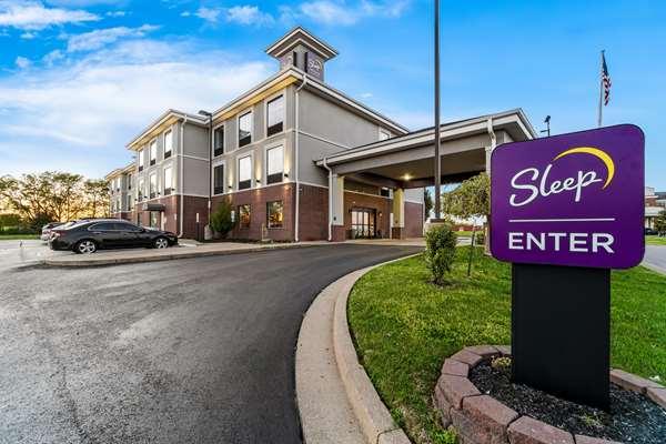 Sleep Inn & Suites Dyersburg I-155