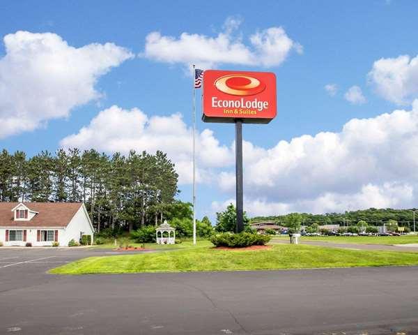 Econo Lodge Inn & Suites