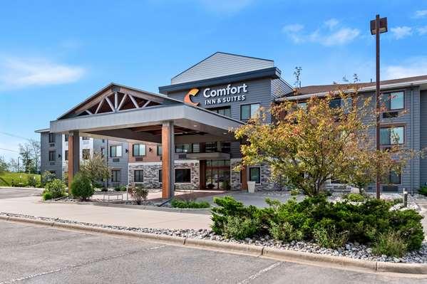 Comfort Inn & Suites Mountain Iron and Virginia