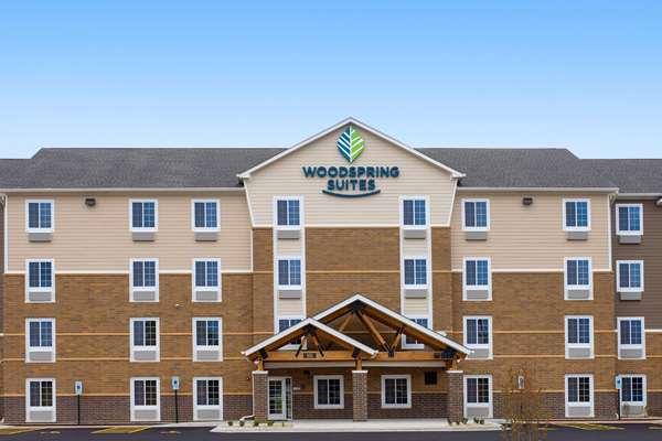 WoodSpring Suites Chicago Darien