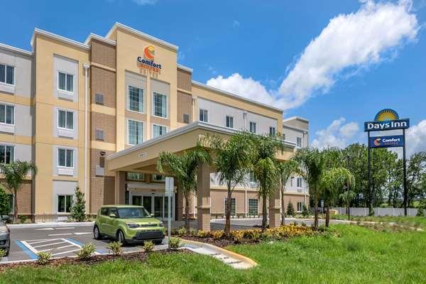 Comfort Suites Daytona Beach-Speedway