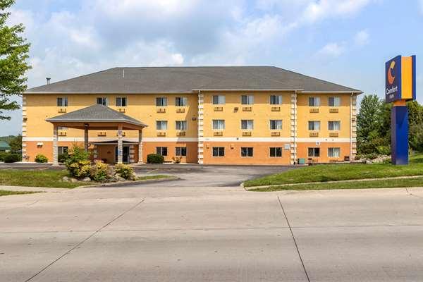 Comfort Inn Muscatine near Hwy 61