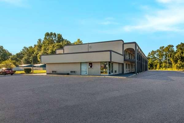 Econo Lodge Goldsboro Hwy 70