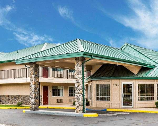 Quality Inn & Suites Minden