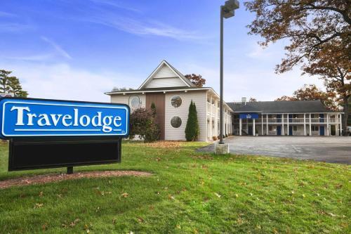 Travelodge By Wyndham Traverse City Mi