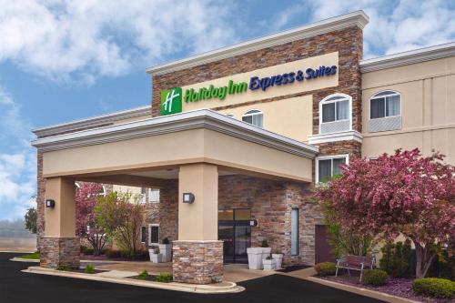 Holiday Inn Express & Suites Chicago-Libertyville, an IHG Hotel