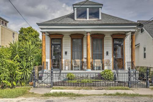 New Orleans Home-3 Blocks to River & 1 Mi. to Zoo