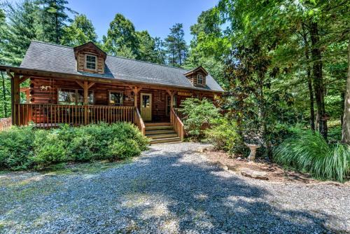 Hidden Pond Cabin