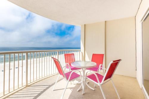 Royal Palms 702 Direct Gulf View 1 BR 2 BA Sleeps 6