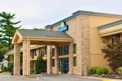 Days Inn By Wyndham Wayne