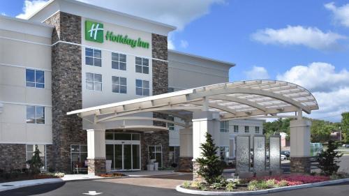 Holiday Inn Canton (Belden Village), an IHG Hotel