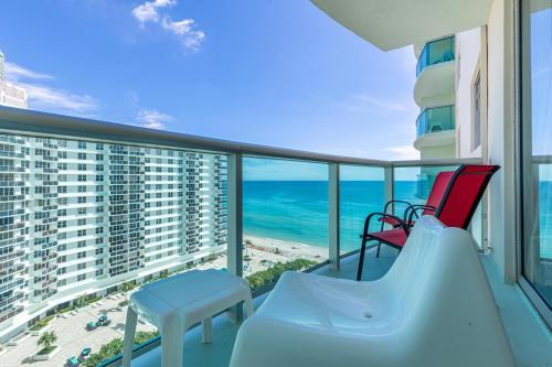 Tides 12th floor Hollywood Beach by Ammos Fl