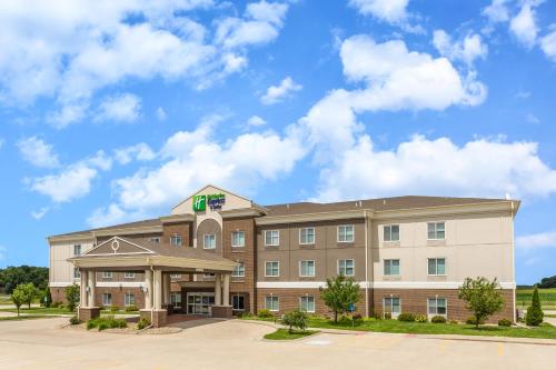 Holiday Inn Express & Suites Albert Lea - I-35, an IHG Hotel