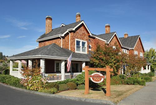 Saratoga Inn