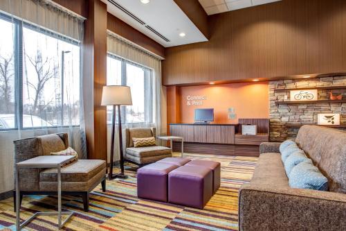 Fairfield Inn & Suites Springfield Holyoke