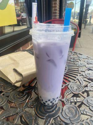 Taro pearl tea