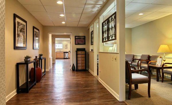 Hallway to the lounges and bathrooms, and a waiting area. Munster location.