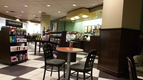 Huge cafe area at Barnes & Noble Bluebonnet