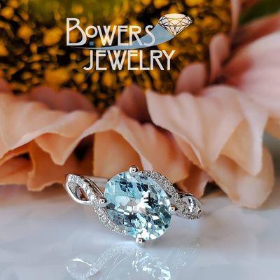 Captivating aquamarine... in an elegant ring.   Make it yours!