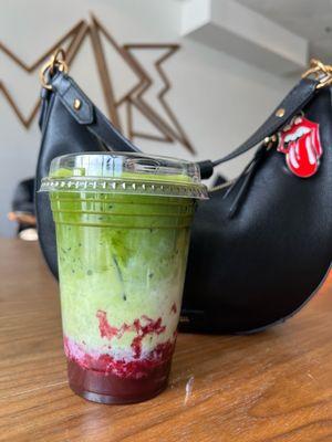 Berry matcha